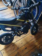 2 Mini Crossers 50cc - Opknappers, Fietsen en Brommers, Minibikes, Midibikes en Pitbikes, Ophalen, Gebruikt, Dirtbike