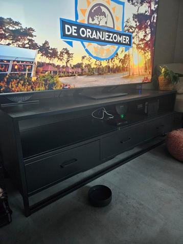 Tv kast zwart