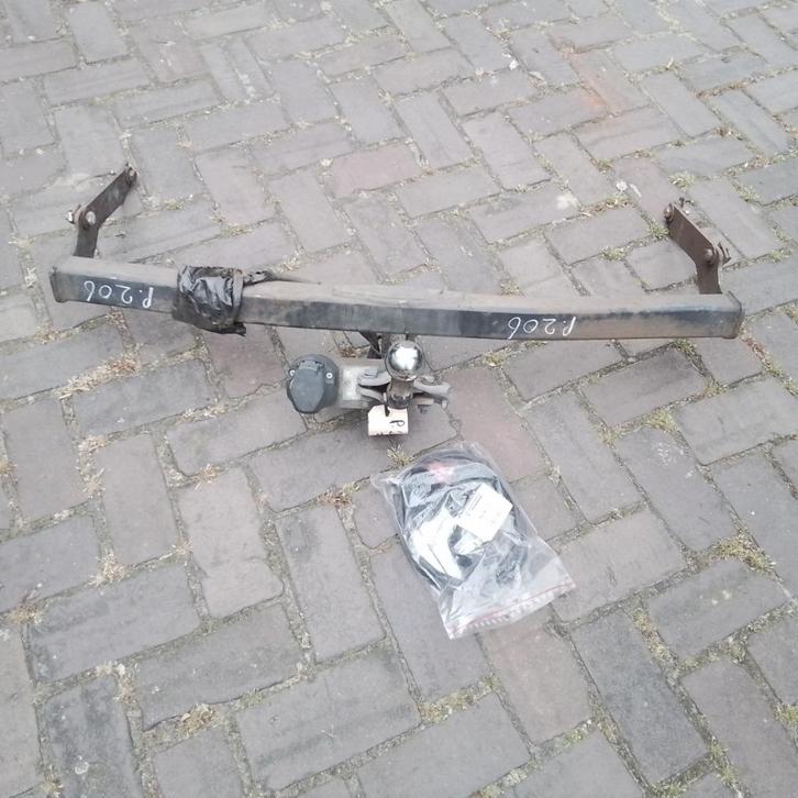 TREKHAAK GEBR PEUGEOT 206 HB 1998 TOT 2009, Auto-onderdelen, Overige Auto-onderdelen, Peugeot, Gebruikt, Ophalen