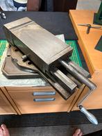 Hilma Machineklem hydraulisch bek breedte 125 x225, Doe-het-zelf en Verbouw, Gereedschap | Machine-onderdelen en Toebehoren, Ophalen