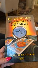 M. Montalban - Geheime krachten van de tarot, Astrologie, Ophalen of Verzenden, Zo goed als nieuw, M. Montalban