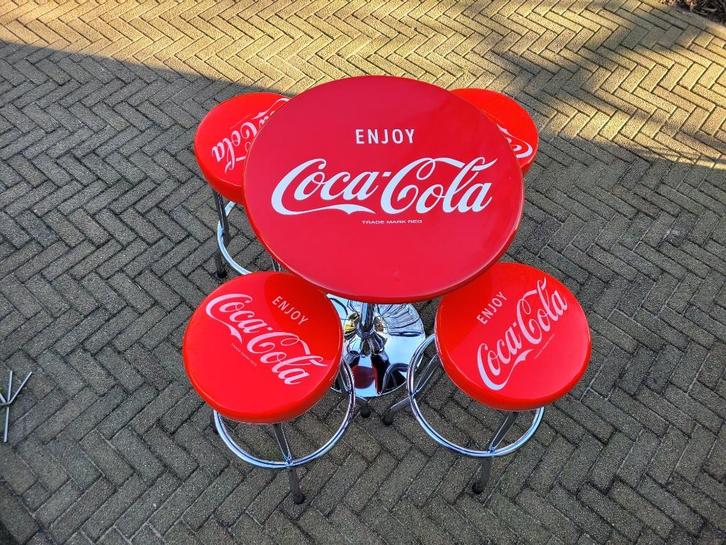 4 Coca Cola barkrukken + bartafel retro sixties fifties, Huis en Inrichting, Barkrukken, Zo goed als nieuw, 60 tot 90 cm, 4 krukken