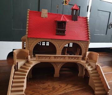 Playbig Kasteel Poppenhuis beschikbaar voor biedingen