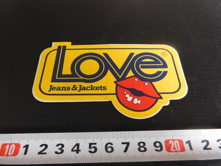 sticker love jeans & jackets logo 370, Verzamelen, Stickers, Zo goed als nieuw, Ophalen