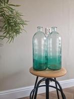 Wit groene vazen 2 stuks van Kwantum, Huis en Inrichting, Woonaccessoires | Vazen, Ophalen of Verzenden, Minder dan 50 cm, Groen