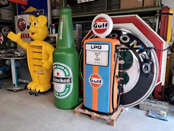 2 meter Hoge halve Heineken fles van polyester. Biedingen v beschikbaar voor biedingen