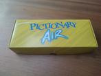 Pictionary Air - Compleet & Goed!, Hobby en Vrije tijd, Gezelschapsspellen | Bordspellen, Vijf spelers of meer, Ophalen of Verzenden