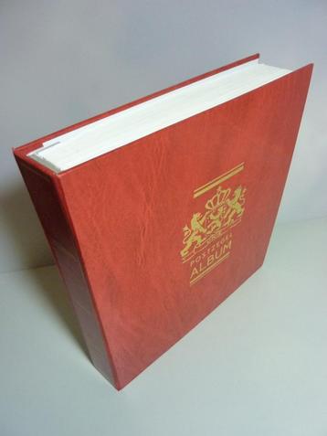 Verzameling Nederland in dik album 1852 t/m 1990 beschikbaar voor biedingen