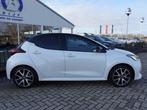 Toyota Yaris 1.5 Hybrid Executive PANO | TWO-TONE | H-LEER |, Auto's, 450 kg, Gebruikt, Euro 6, Bedrijf