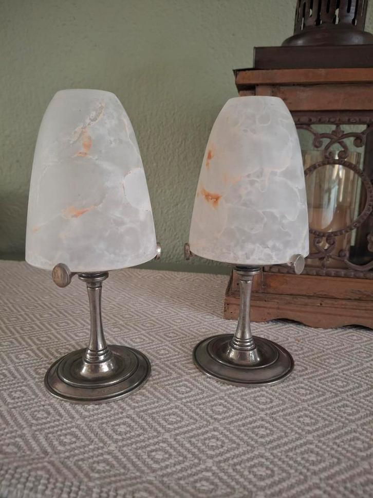 Kandelaars 2 stuks tin en marmerglazen kapje, Antiek en Kunst, Antiek | Kandelaars, Overige materialen, Ophalen of Verzenden