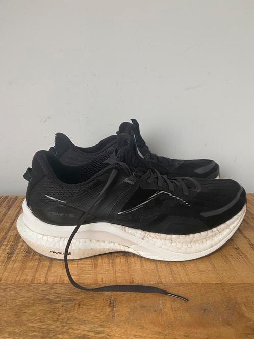 Saucony Tempus hardloopschoenen running loopschoen zwart 44., Sport en Fitness, Loopsport en Atletiek, Zo goed als nieuw, Hardloopschoenen