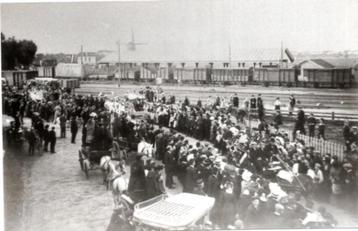 (NH208) FOTO Hoorn 1910 Landbouwfeesten Keern molen repro beschikbaar voor biedingen