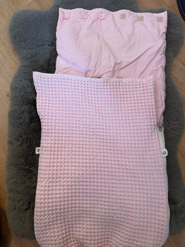 Koeka Maxi Cosi zakken grijs, roze en paars, Ophalen of Verzenden, Gebruikt, Minder dan 70 cm, Slaapzak