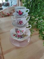 Gestapelde brocante kopjes, Ophalen of Verzenden