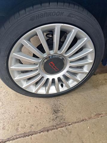 fiat 500 16 inch velg GEZOCHT beschikbaar voor biedingen