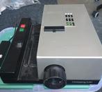 diaprojector,dia magazijnen,projectiescherm, Ophalen, Gebruikt, Met scherm