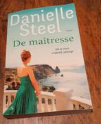 Danielle Steel - De maîtresse (Special Veldboeket 2019), Danielle Steel, Ophalen of Verzenden, Zo goed als nieuw, Nederland