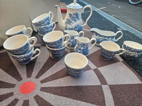 Myott Royal Mail Servies - Theeservies / Koffieservies, Antiek en Kunst, Antiek | Servies compleet, Ophalen of Verzenden