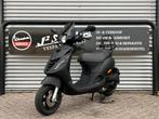 Piaggio Zip Mat Zwart Brom 2022 7532 km 1 eig, ., Maximaal 45 km/u, Zip, Ophalen of Verzenden