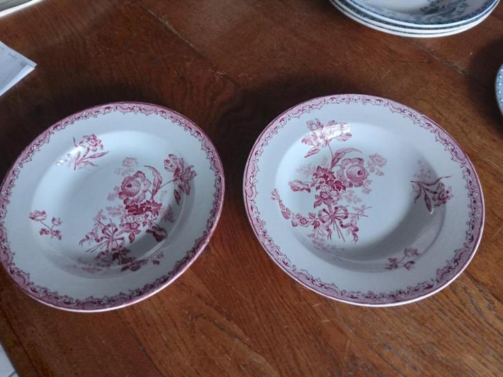 2 diepe borden sarreguemines FONTAGES, Antiek en Kunst, Antiek | Servies los, Ophalen of Verzenden