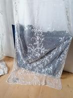 Kanten sjaal, sluier victoriaans interbellum klederdracht, Ophalen