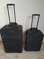 2 koffers, Ophalen, Gebruikt, Hard kunststof