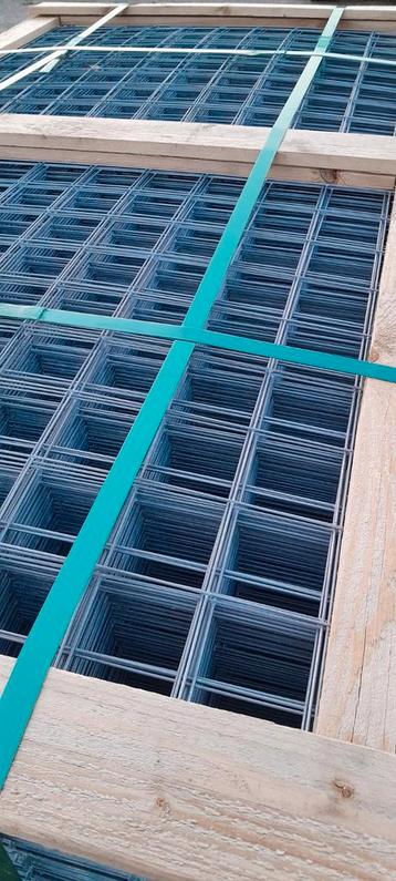 Vloerverwarmings netten beschikbaar voor biedingen