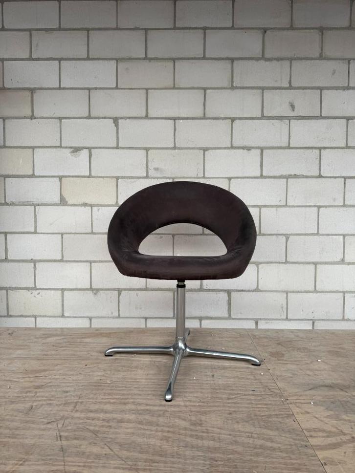 Artifort Nina fauteuil, Huis en Inrichting, Fauteuils, Gebruikt, Metaal, Stof, 50 tot 75 cm, Minder dan 75 cm, Ophalen