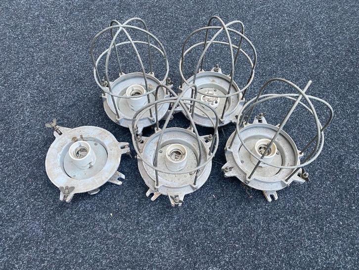 Oude industriële bullet lampen, Huis en Inrichting, Lampen | Hanglampen, Gebruikt, Minder dan 50 cm, Metaal, Ophalen of Verzenden
