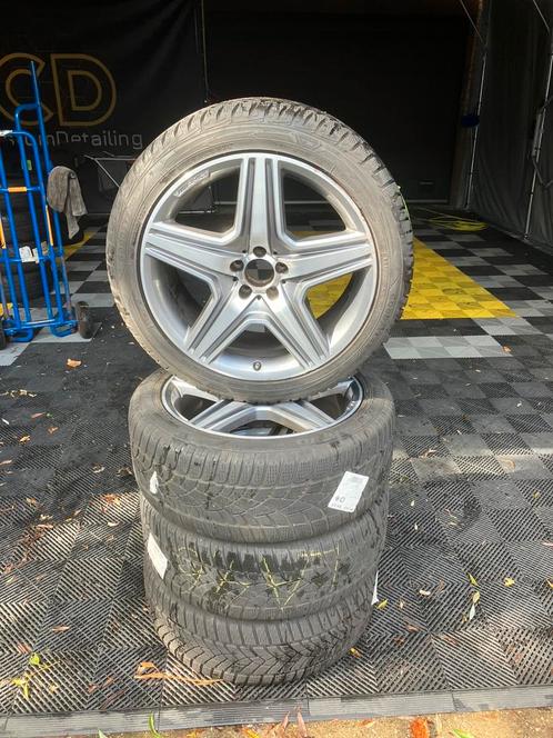 20 inch Originele Mercedes GLE63 / ML63 X166 velgen en band, Auto-onderdelen, Banden en Velgen, Banden en Velgen, Zomerbanden