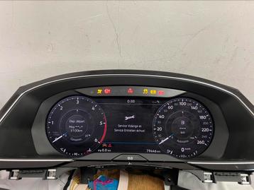 Volkswagen passat digitale teller / Virtual cockpit + Frame beschikbaar voor biedingen
