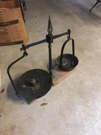 ANTIEKE BALANS MET GEWICHTEN, Ophalen