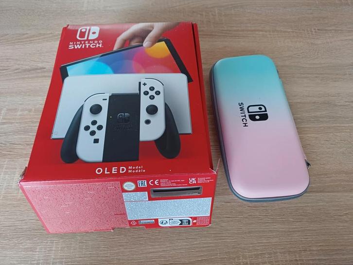Nintendo switch Oled, Spelcomputers en Games, Spelcomputers | Nintendo Switch, Zo goed als nieuw, Switch OLED, Met 2 controllers