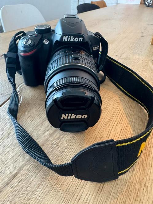 Te koop Nikon D3200 NIEUWSTAAT, Audio, Tv en Foto, Fotocamera's Digitaal, Zo goed als nieuw, Nikon, Ophalen