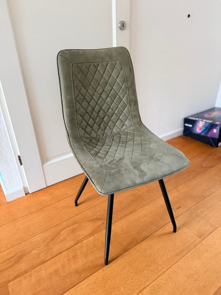 Nette eetkamerstoelen, Huis en Inrichting, Stoelen, Ophalen, Zo goed als nieuw, Overige kleuren, Vier