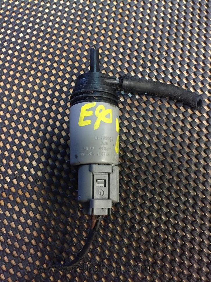 Ruitensproeierpomp BMW E90 E91 oem 6934159, Auto-onderdelen, Ruiten en Toebehoren, BMW, Gebruikt, Ophalen of Verzenden