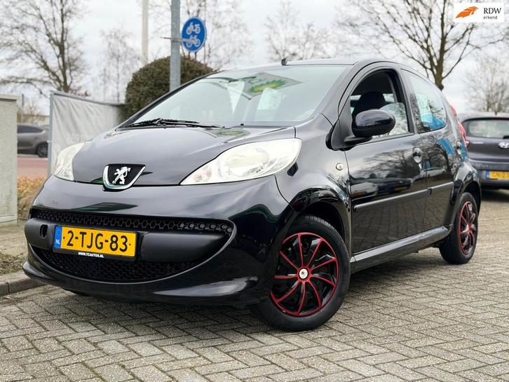 Peugeot 107 1.0-12V XR airco 5drs nieuwe apk, Auto's, Peugeot, Bedrijf, Te koop, ABS, Airbags, Startonderbreker, Benzine, Euro 4