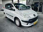 Peugeot 1007 1.4 Urban Rijdt schakelt goed., Voorwielaandrijving, Stof, Zwart, 4 cilinders