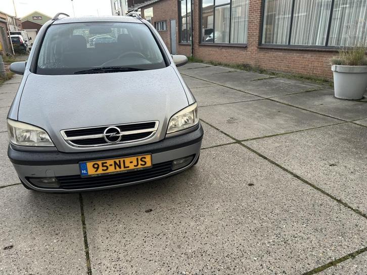 Opel Zafira 1.6, Auto's, Opel, Bedrijf, Zafira, ABS, Airbags, Cruise Control, Elektrische ramen, Startonderbreker, Benzine, Euro 4