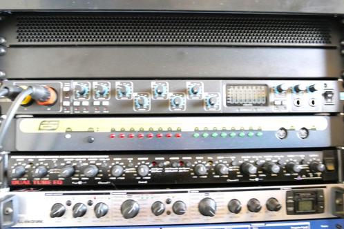 ESI MU-8, 8-kanaals MIDI-interface; werkt nog absoluut goed!, Muziek en Instrumenten, Midi-apparatuur, Gebruikt, Ophalen of Verzenden