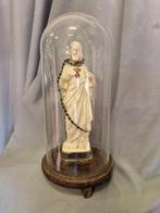 Prachtig religieus figuur onder stolp, Antiek en Kunst, Ophalen of Verzenden