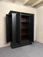 Stoere & landelijke mat zwarte jagerskast, Ophalen, 7577rb Oldenzaal, Zo goed als nieuw, Van Leussen kasten