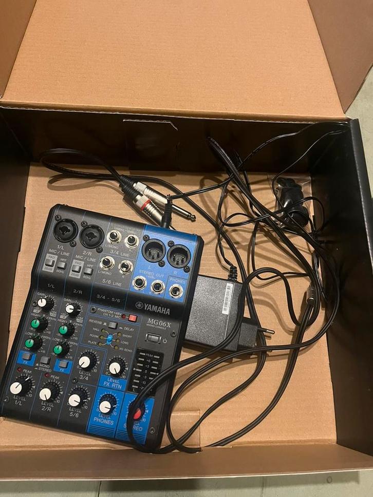 Yamaha mixer MG06X, Muziek en Instrumenten, Mengpanelen, Zo goed als nieuw, Ophalen of Verzenden
