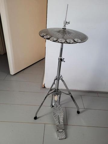 Pearle Hihat voor cajon. In uitstekende staat. beschikbaar voor biedingen