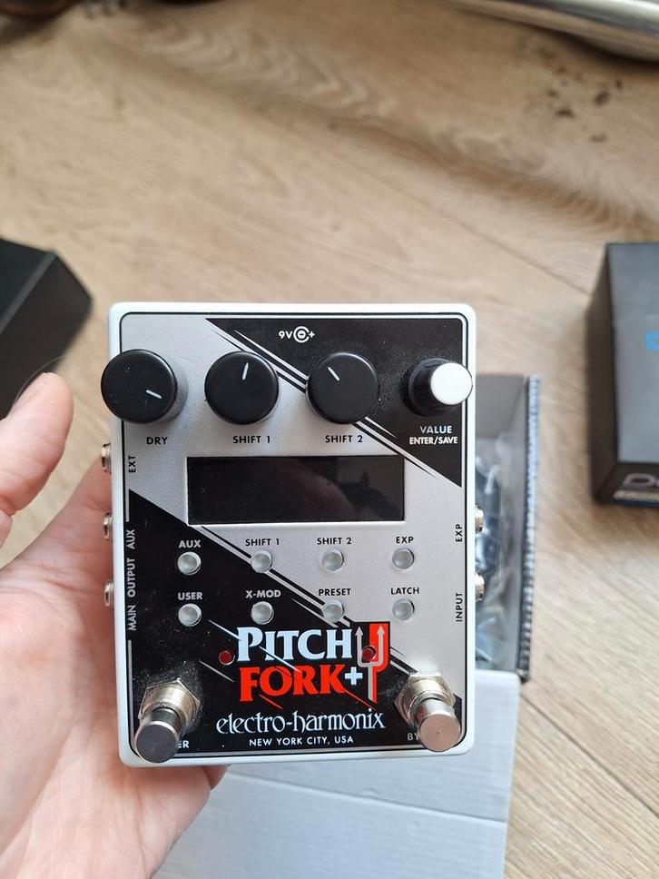 Electro Harmonix Pitchfork+ - Pitch Shifter Pedal, Muziek en Instrumenten, Effecten, Zo goed als nieuw, Multi-effect, Ophalen of Verzenden