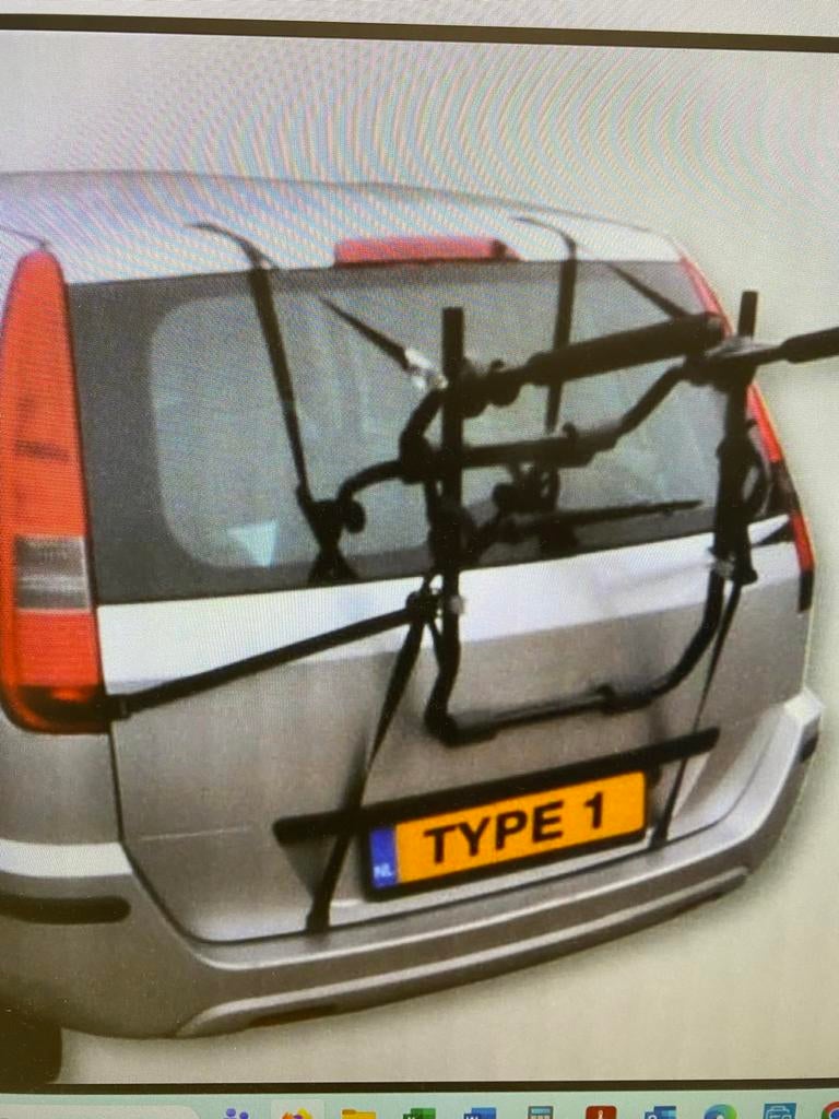 Fietsenrek voor 2 fietsen  op achterklep Incl. ophangstang,, Ophalen, Zo goed als nieuw