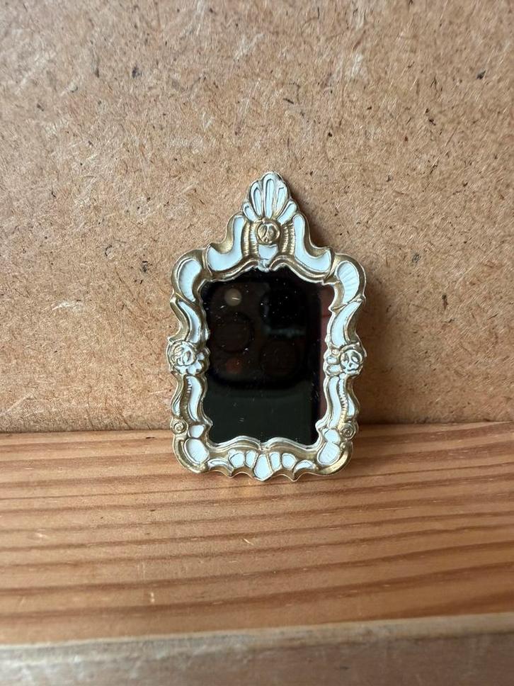 Lundby spiegel - hxb 6x3.8cm - kunststof, Verzamelen, Poppenhuizen en Toebehoren, Zo goed als nieuw, Poppenhuis, Ophalen of Verzenden