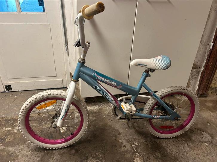 Supercycle Kinderfiets 16 inch, Fietsen en Brommers, Fietsen | Kinderfietsjes, Zo goed als nieuw, 16 tot 20 inch, Zijwieltjes