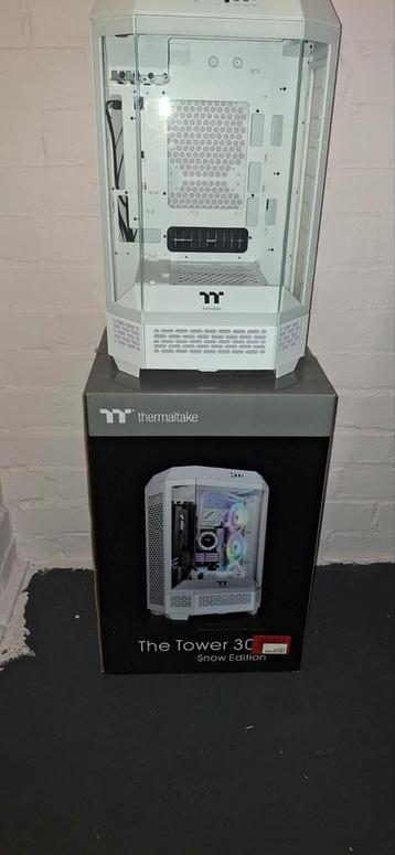 Thermaltake The Tower 300 white beschikbaar voor biedingen