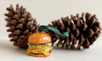 McDonalds Kerstornament Big Mac Limited Edition beschikbaar voor biedingen